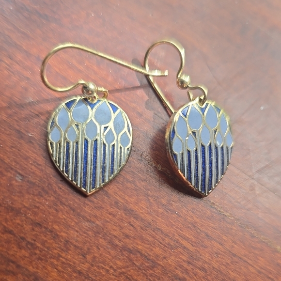 Isle of Sky Enamel earrings - Picture 3 of 8
